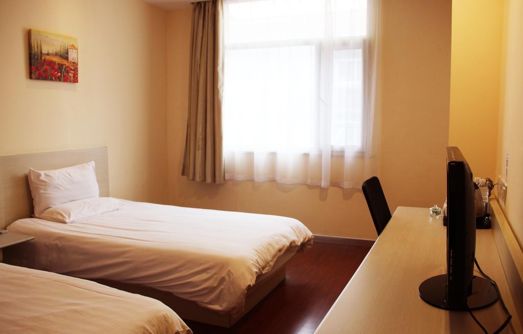 Hanting Hotel Changchun Qimao City Rum bild